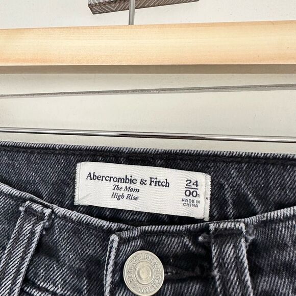 Abercrombie & Fitch Women’s 24 Black The Mom High Rise Jeans - Picture 2 of 7